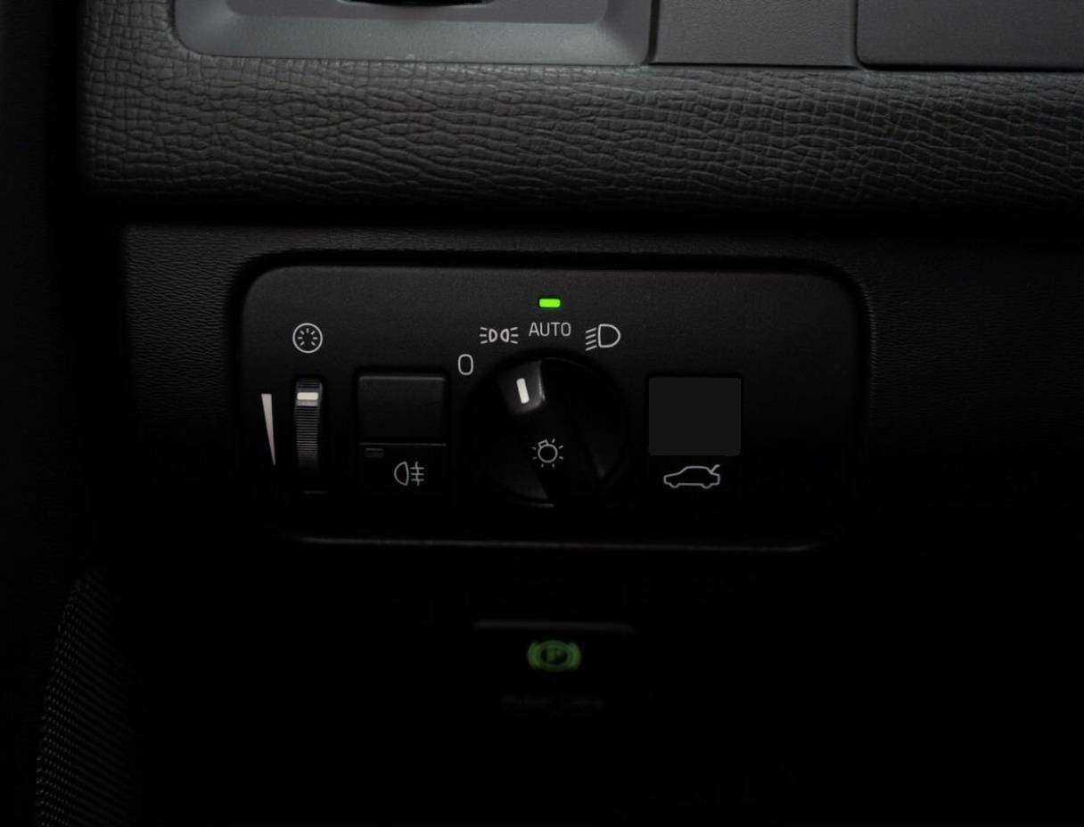 Volvo XC60 с пробегом — 2012 год. Фото: #15