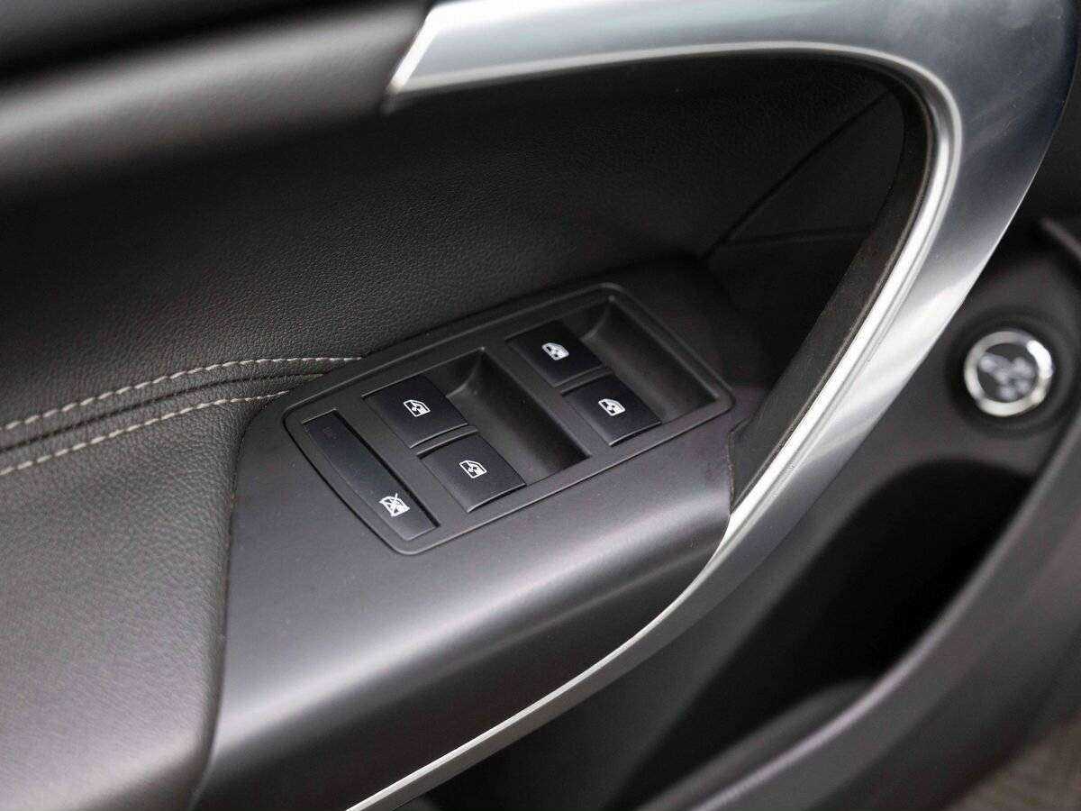 Opel Insignia с пробегом — 2013 год. Фото: #27