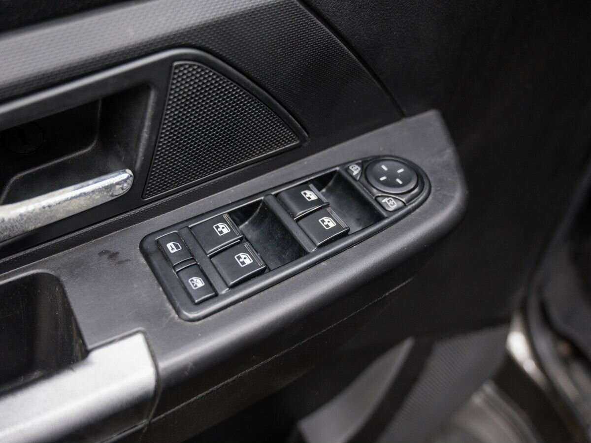 УАЗ Patriot с пробегом — 2017 год. Фото: #15