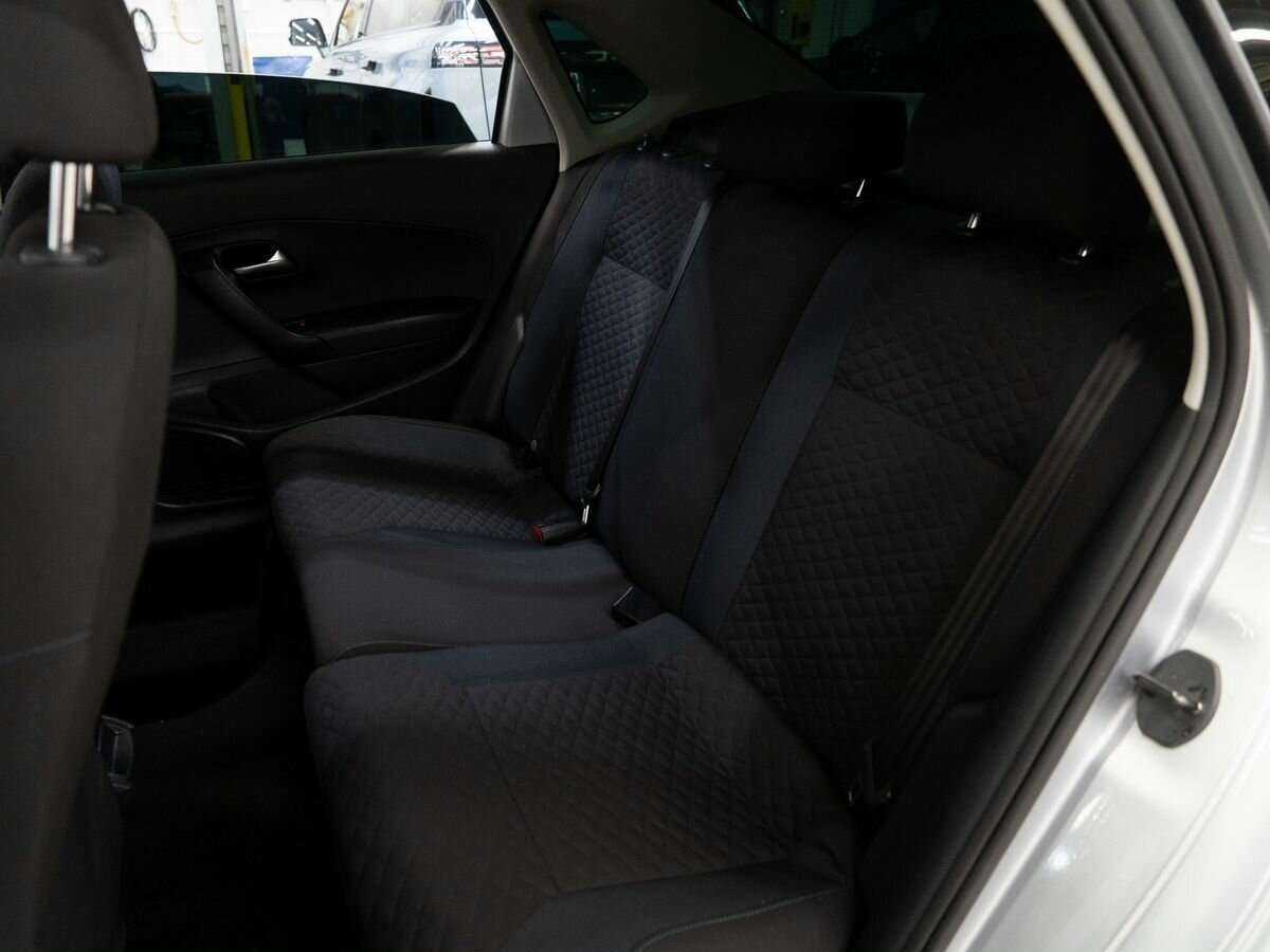 Volkswagen Polo с пробегом — 2019 год. Фото: #6