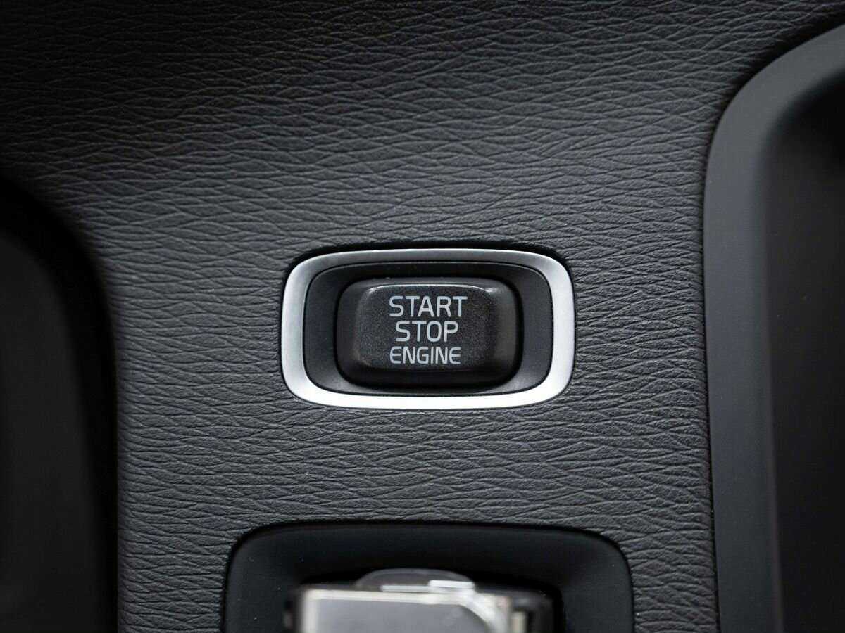 Volvo S60 с пробегом — 2012 год. Фото: #20