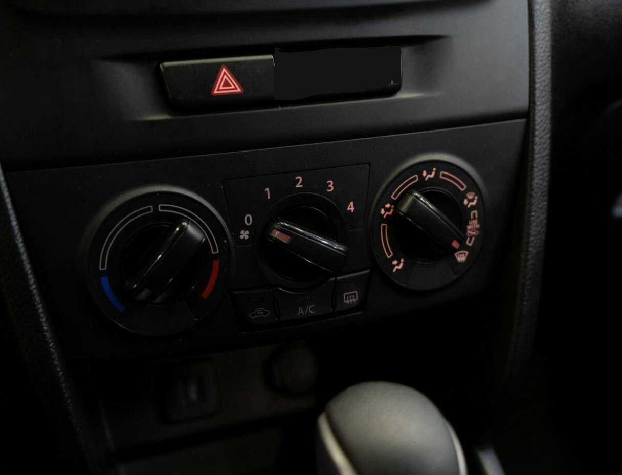 Suzuki Vitara с пробегом — 2015 год. Фото: #11