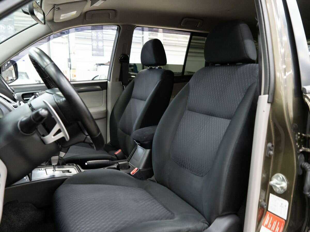 Mitsubishi Pajero Sport с пробегом — 2014 год. Фото: #5