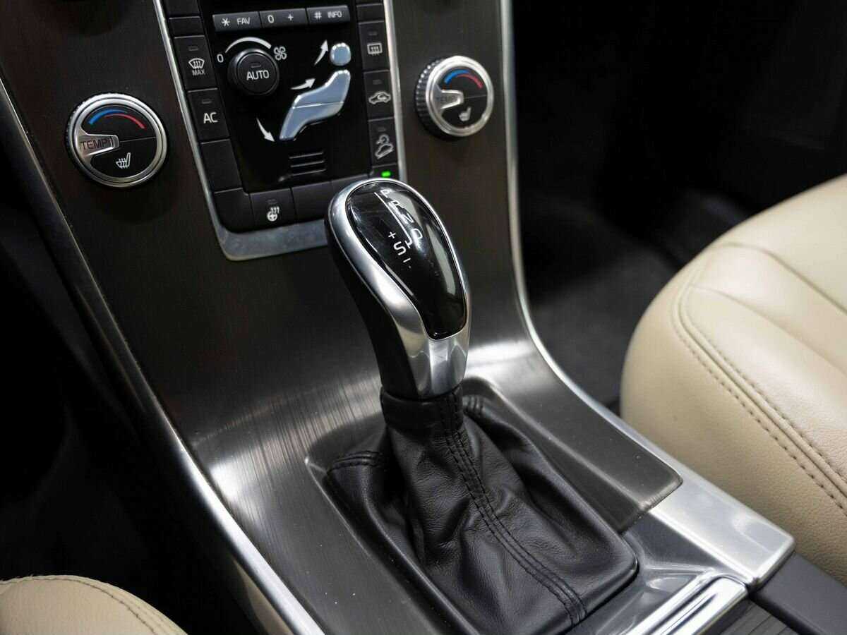 Volvo XC60 с пробегом — 2014 год. Фото: #22