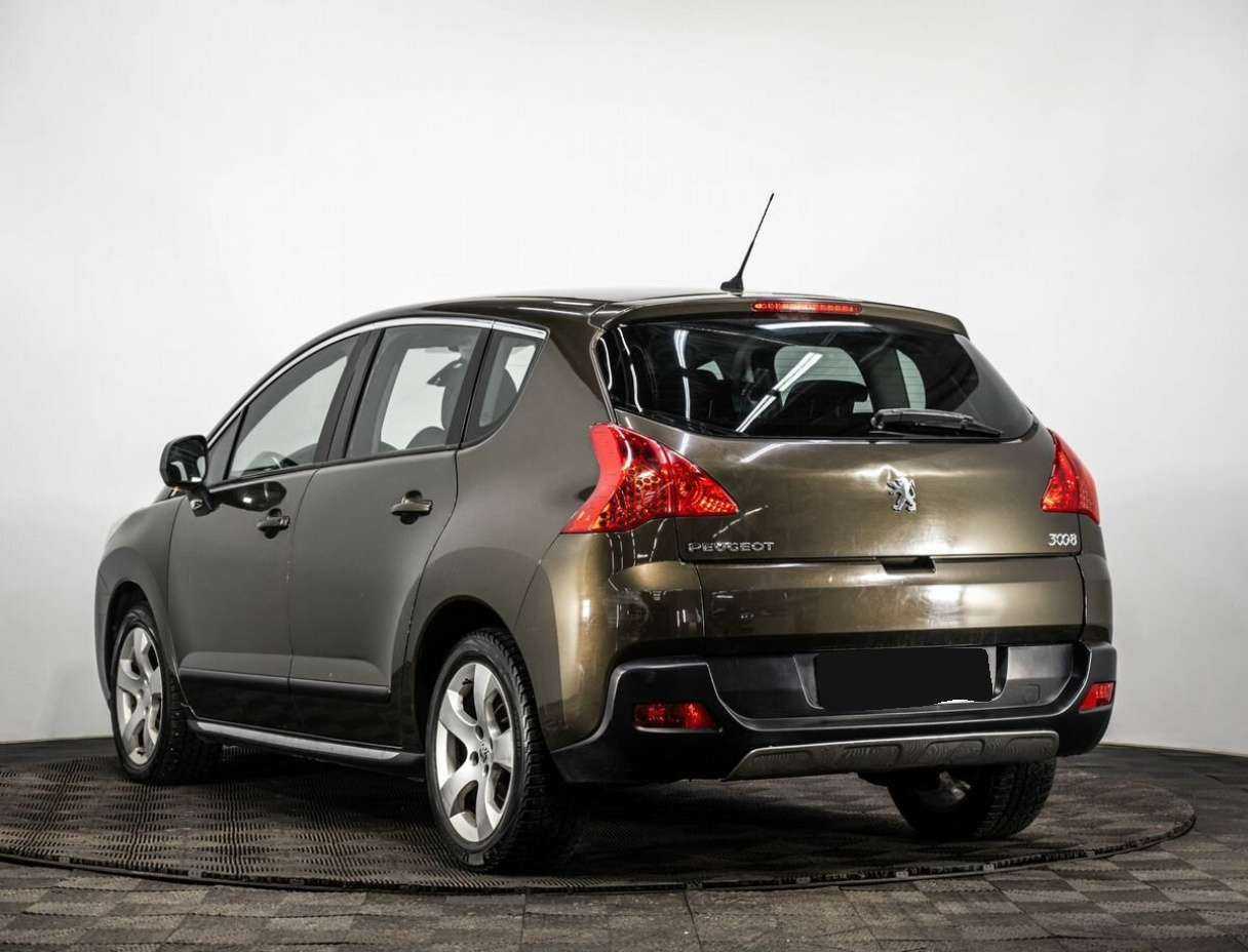 Peugeot 3008 с пробегом — 2012 год. Фото: #3
