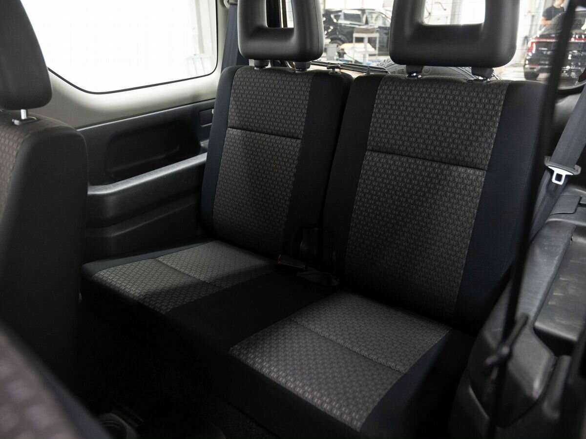 Suzuki Jimny с пробегом — 2012 год. Фото: #8