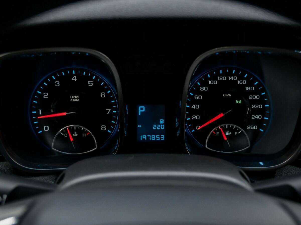 Chevrolet Malibu с пробегом — 2012 год. Фото: #19