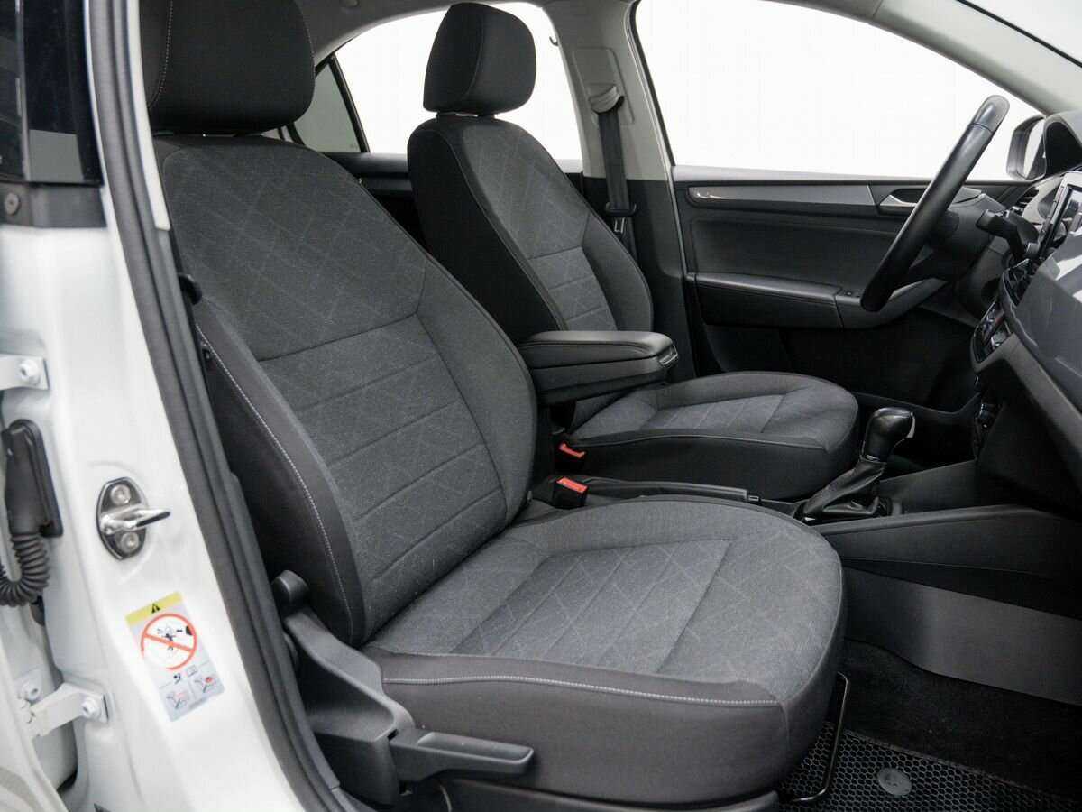 Volkswagen Polo с пробегом — 2020 год. Фото: #7