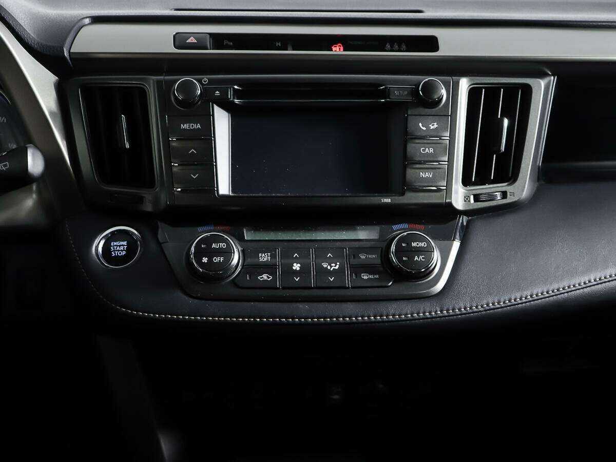 Toyota RAV4 с пробегом — 2013 год. Фото: #11