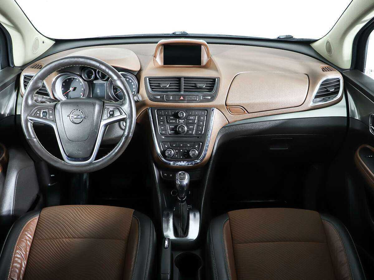 Opel Mokka с пробегом — 2013 год. Фото: #10