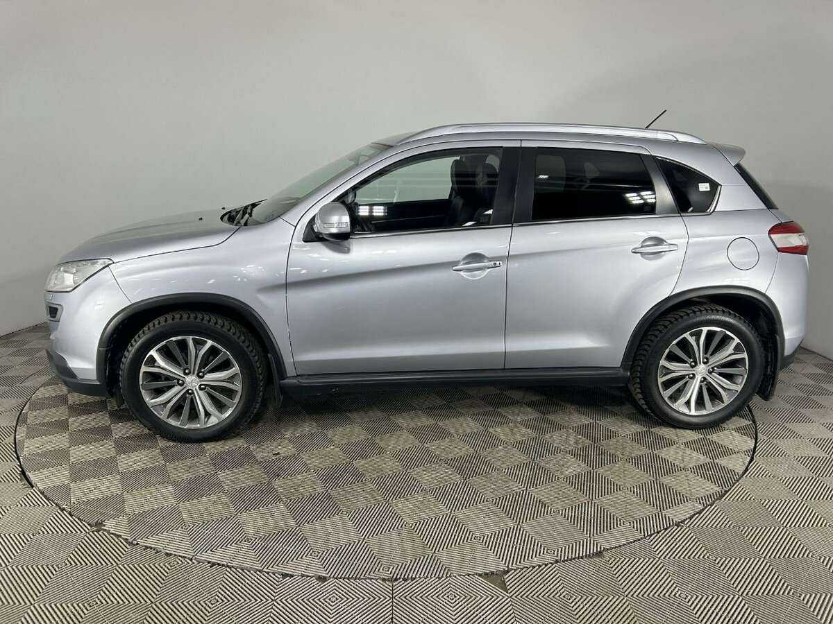 Peugeot 4008 с пробегом — 2012 год. Фото: #3