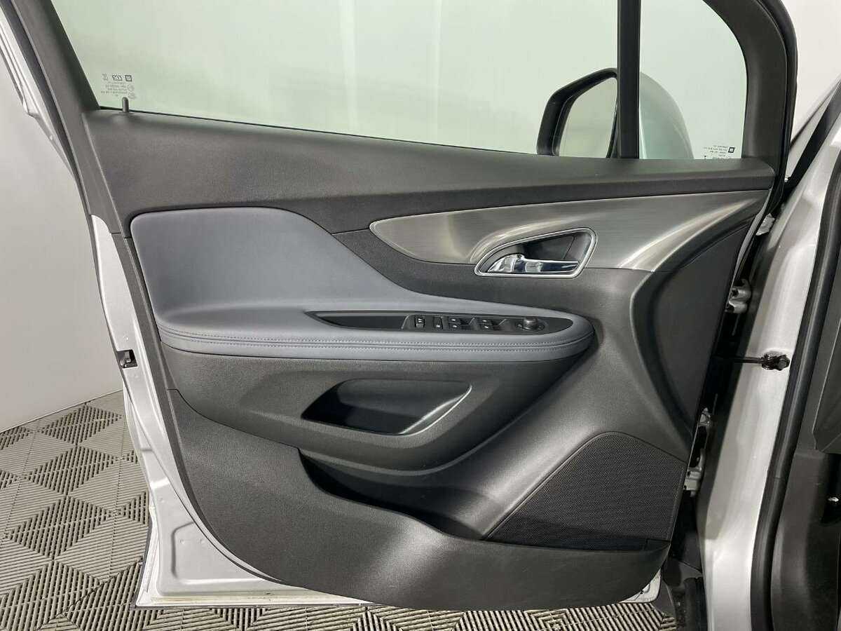 Opel Mokka с пробегом — 2014 год. Фото: #7