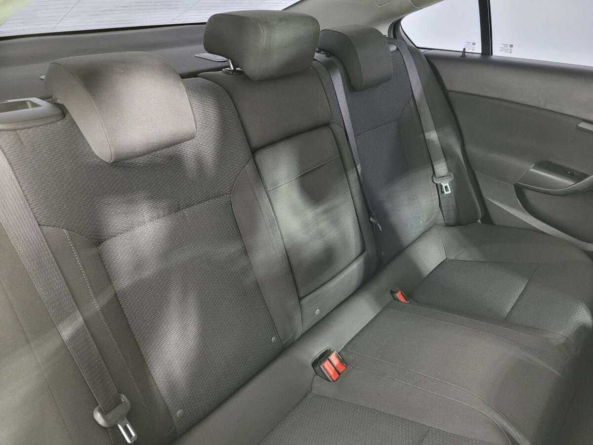 Opel Insignia с пробегом — 2013 год. Фото: #14