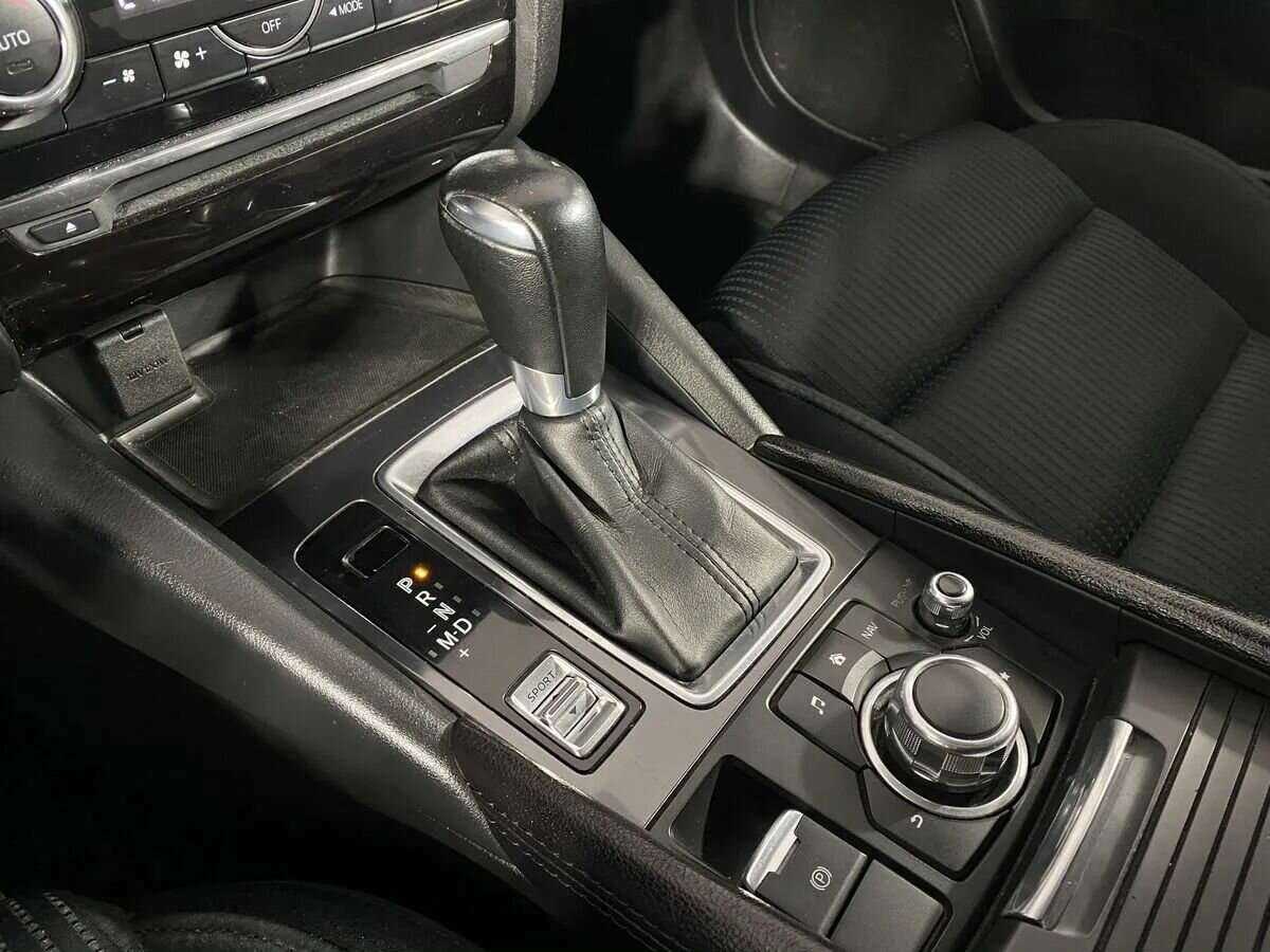 Mazda 6 с пробегом — 2015 год. Фото: #15