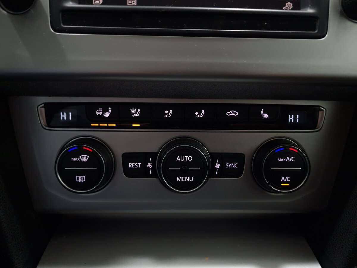 Volkswagen Passat с пробегом — 2015 год. Фото: #7