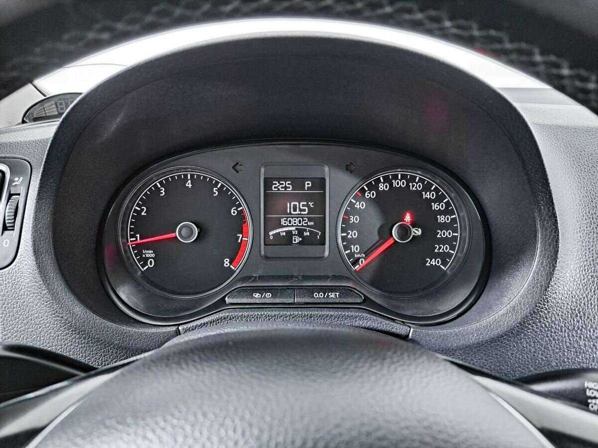 Volkswagen Polo с пробегом — 2017 год. Фото: #10