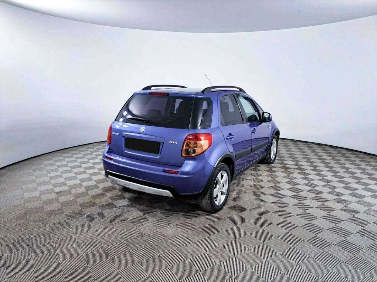 Suzuki SX4 с пробегом — 2012 год. Фото: #4