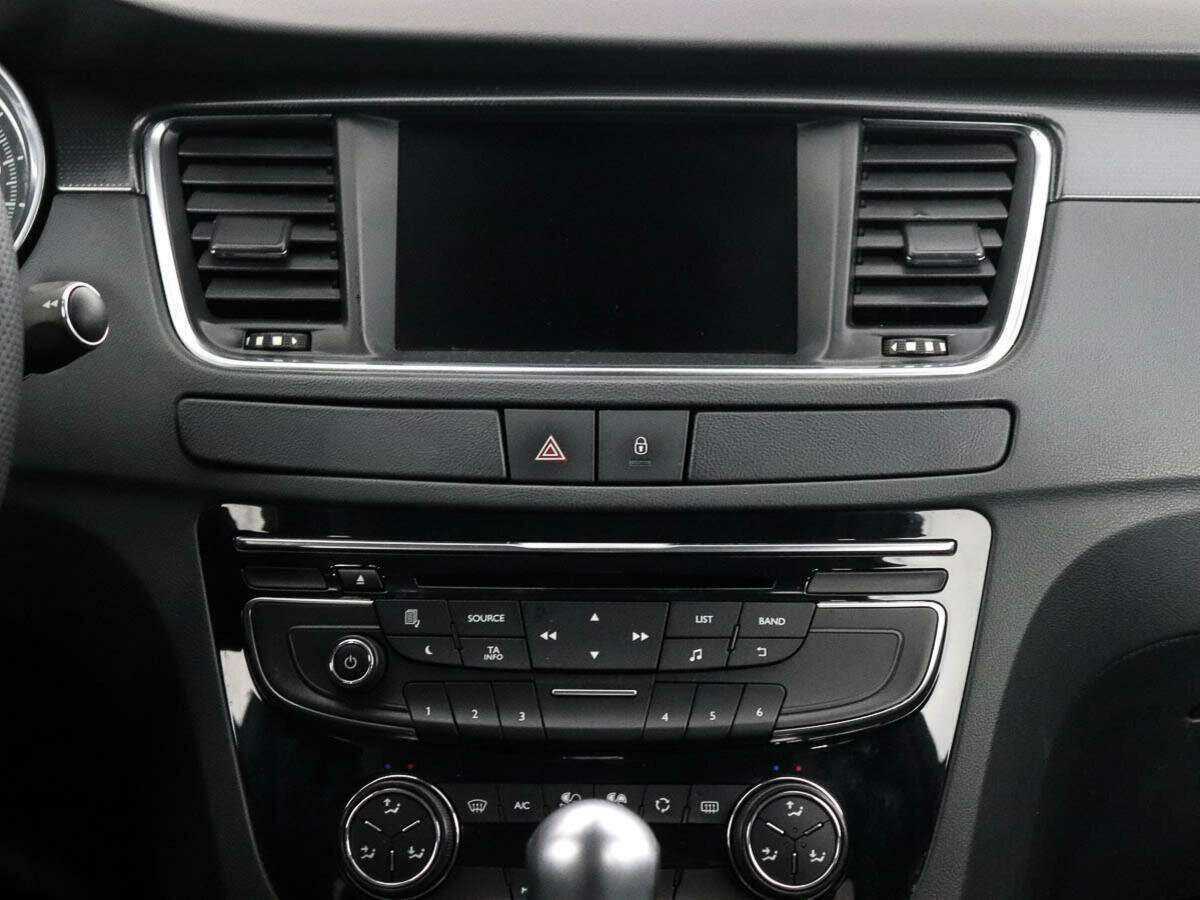 Peugeot 508 с пробегом — 2012 год. Фото: #11