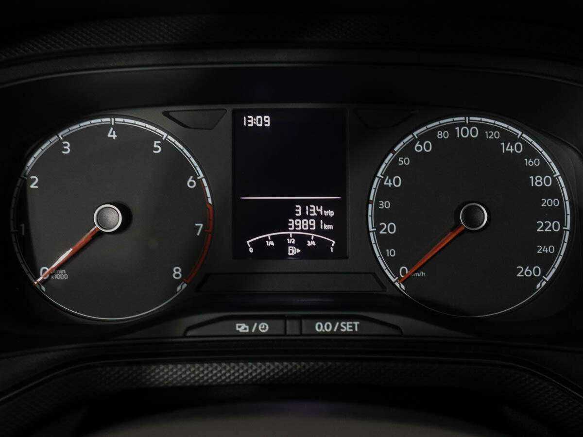 Volkswagen Polo с пробегом — 2020 год. Фото: #8