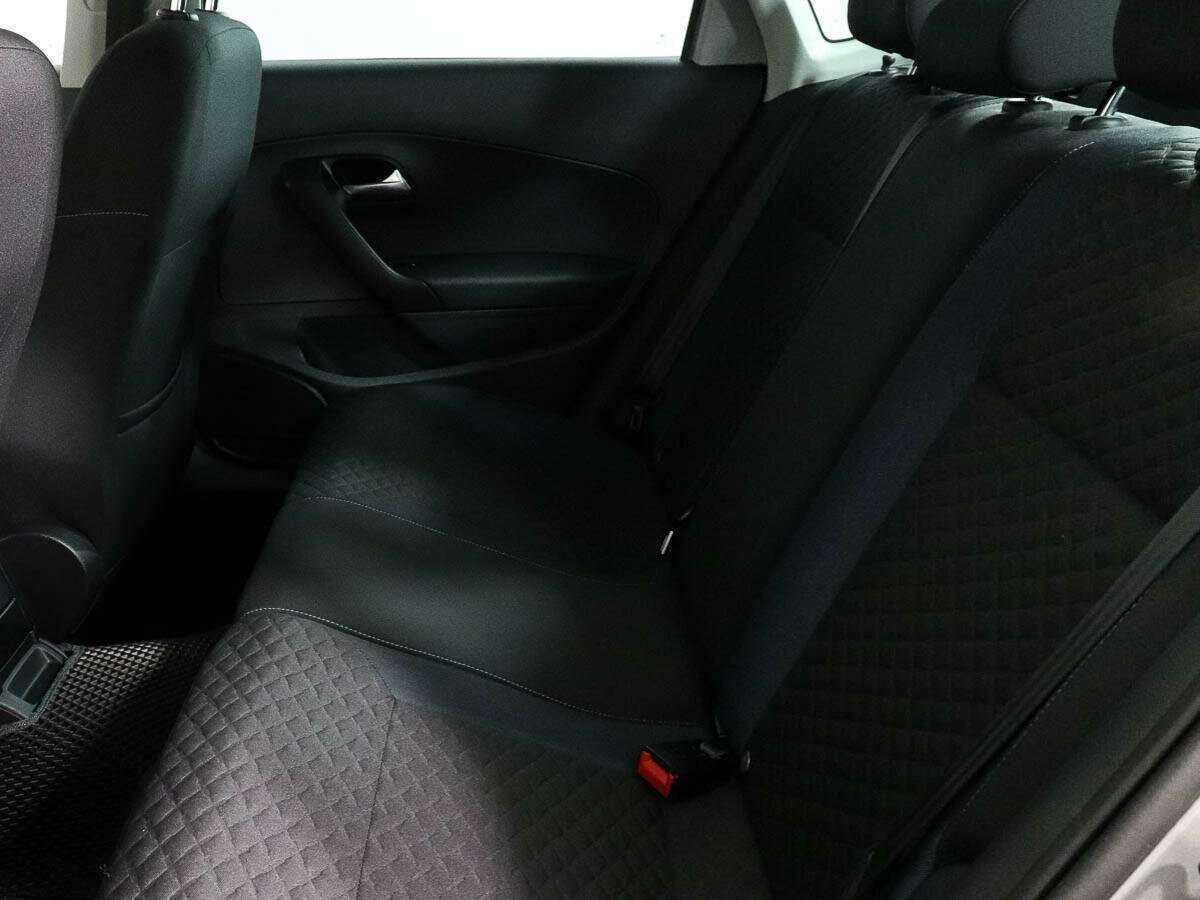 Volkswagen Polo с пробегом — 2020 год. Фото: #7