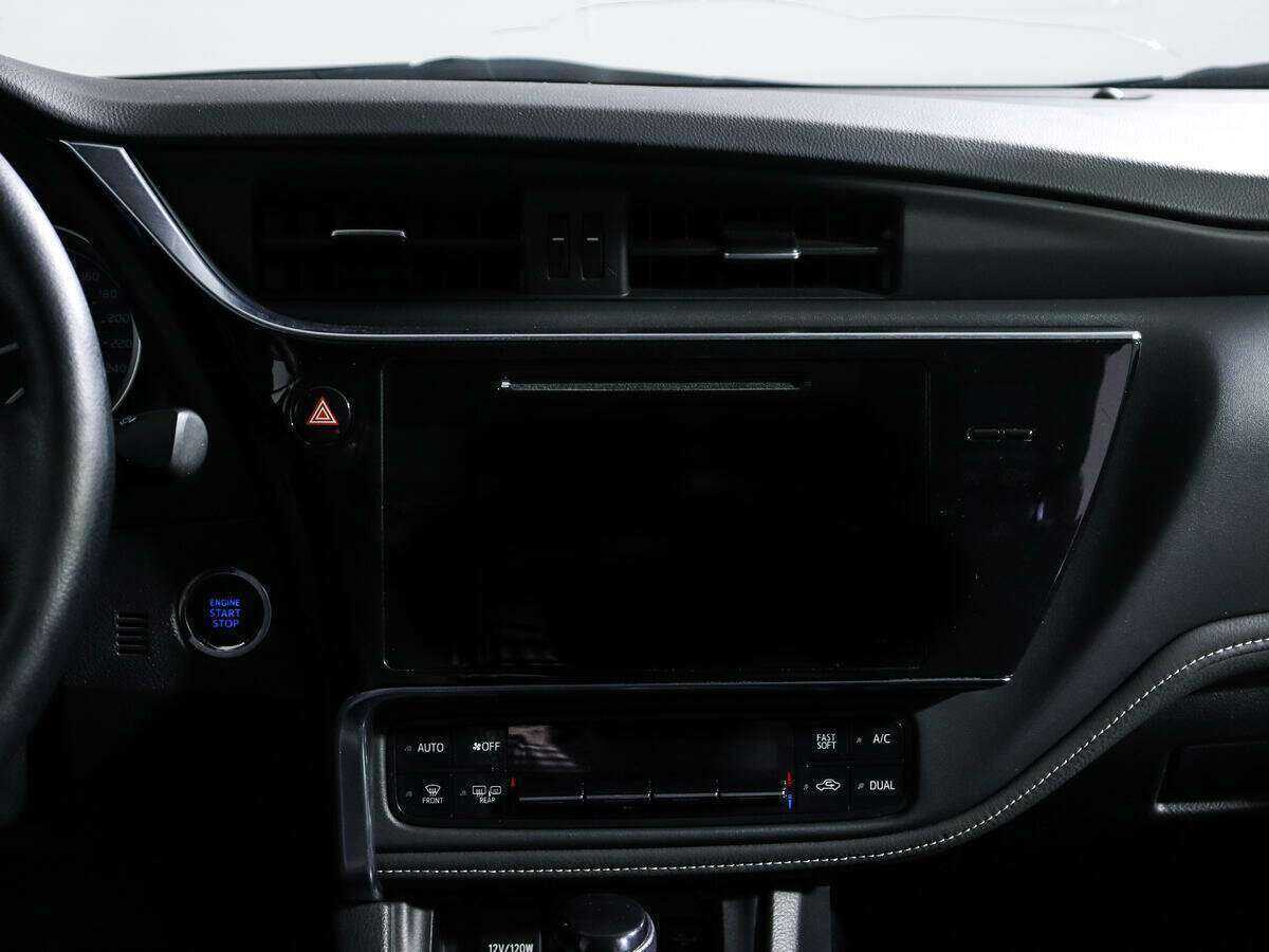 Toyota Corolla с пробегом — 2018 год. Фото: #9