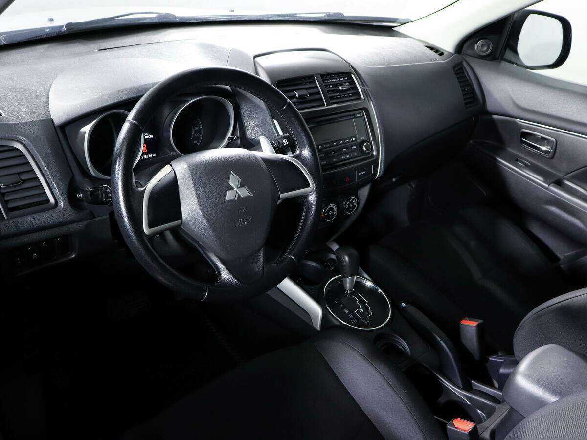 Mitsubishi ASX с пробегом — 2012 год. Фото: #13