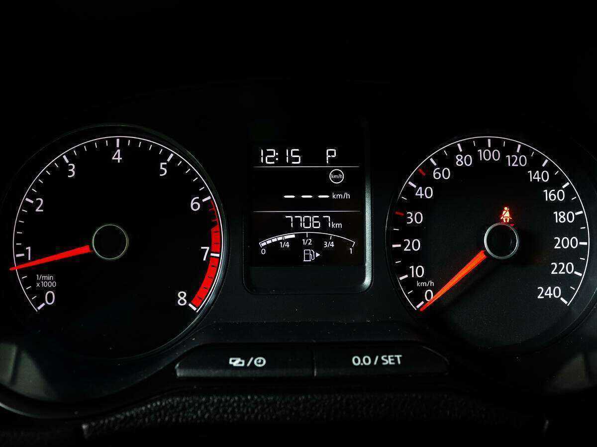 Volkswagen Polo с пробегом — 2017 год. Фото: #9