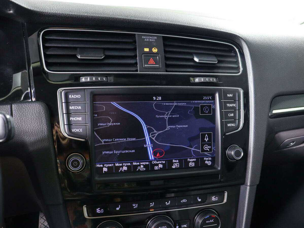 Volkswagen Golf с пробегом — 2013 год. Фото: #17