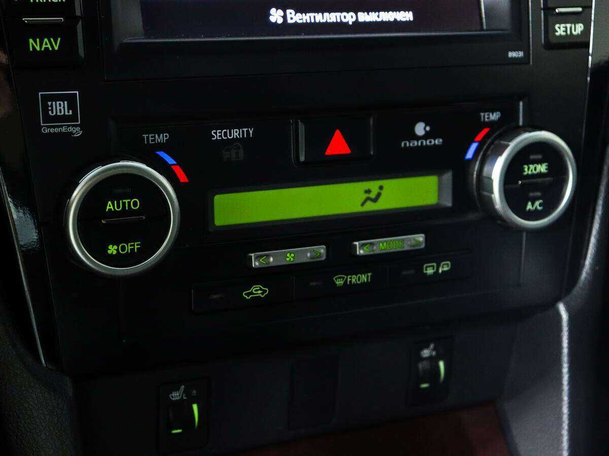 Toyota Camry с пробегом — 2012 год. Фото: #15