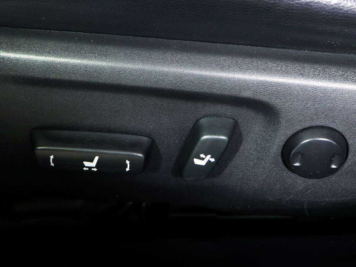 Toyota Camry с пробегом — 2012 год. Фото: #18