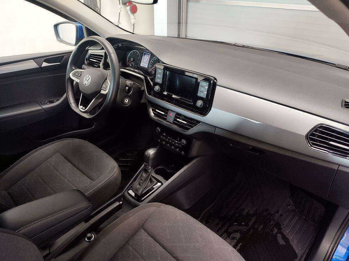 Volkswagen Polo с пробегом — 2021 год. Фото: #6