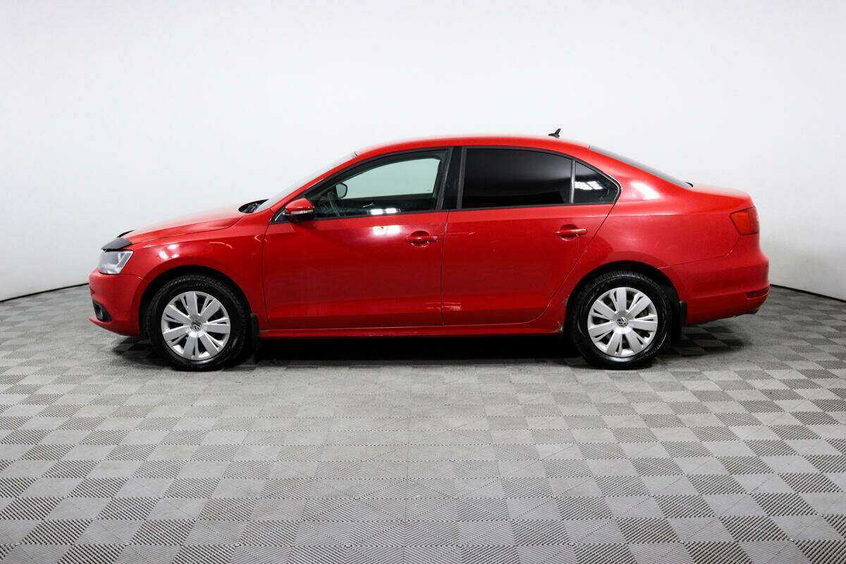 Volkswagen Jetta с пробегом — 2014 год. Фото: #7