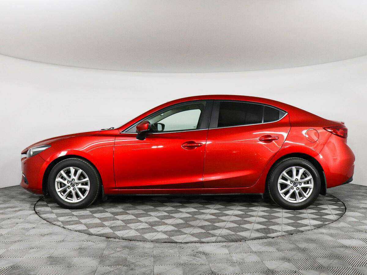 Mazda 3 с пробегом — 2018 год. Фото: #7