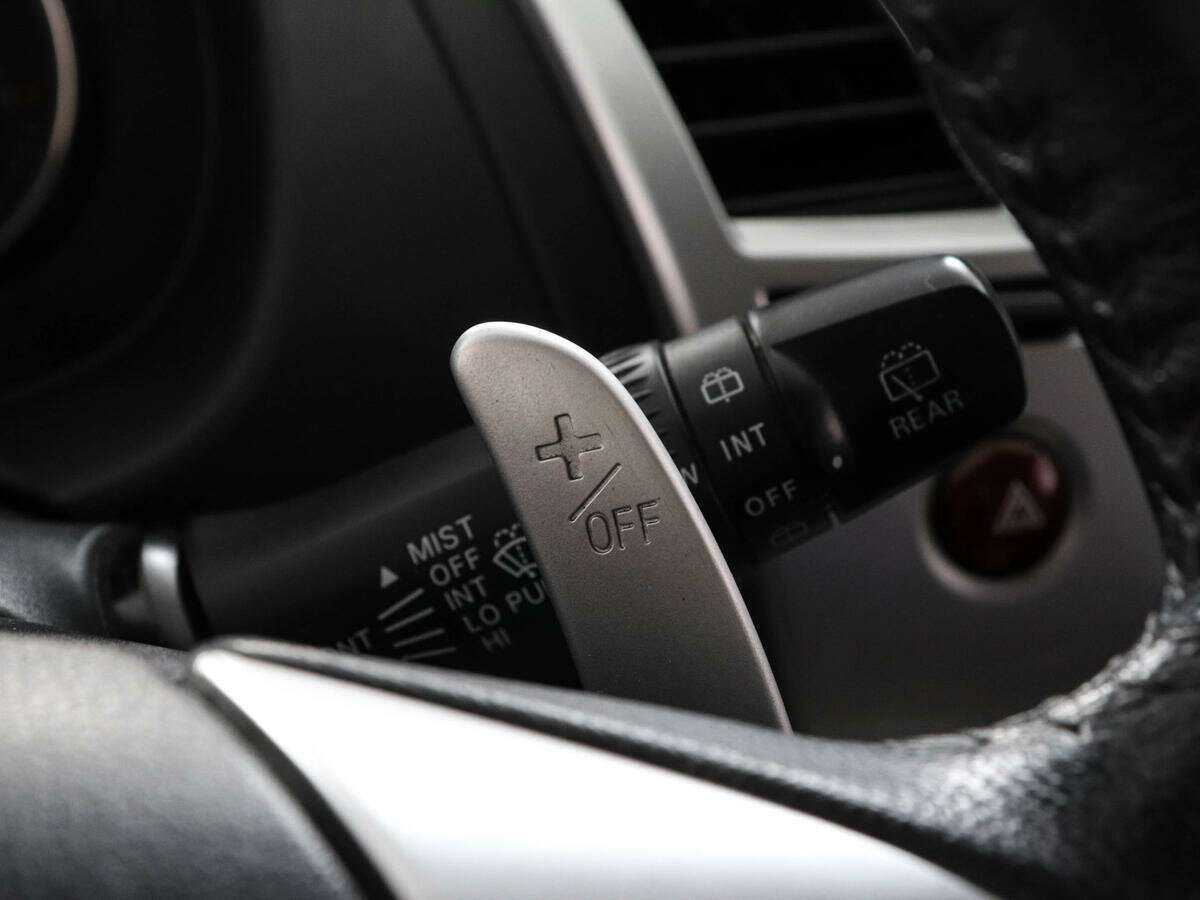 Mitsubishi Pajero Sport с пробегом — 2012 год. Фото: #12