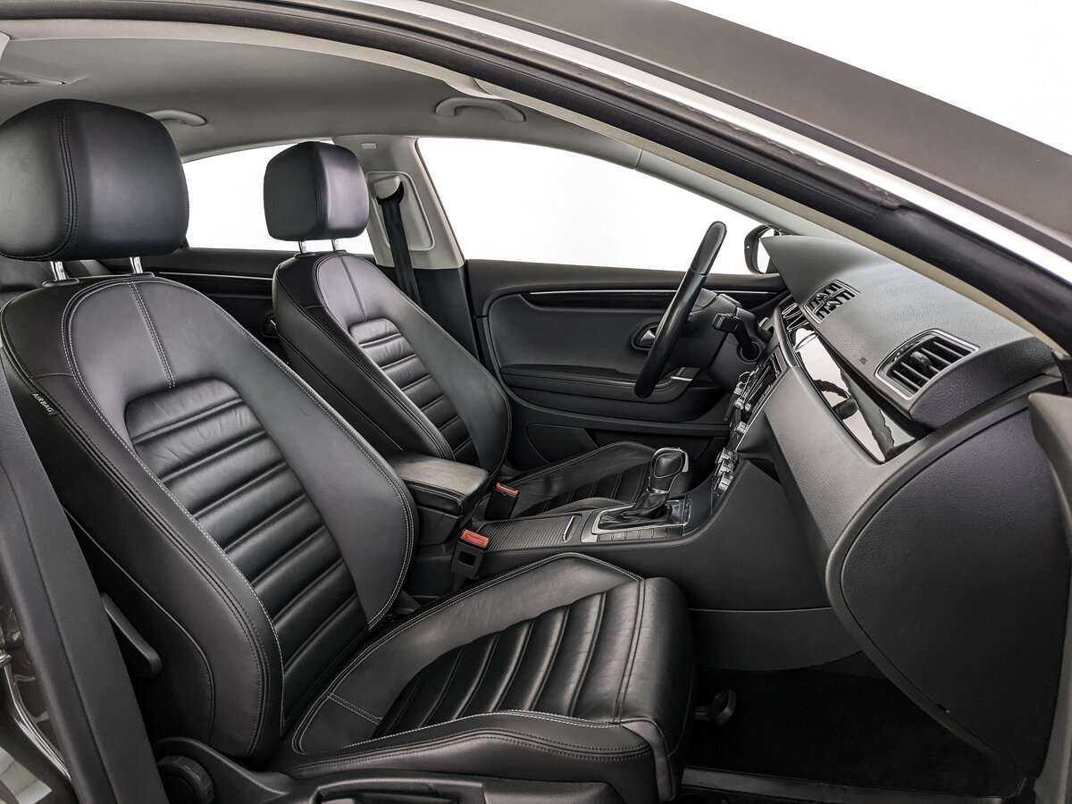 Volkswagen Passat CC с пробегом — 2013 год. Фото: #21