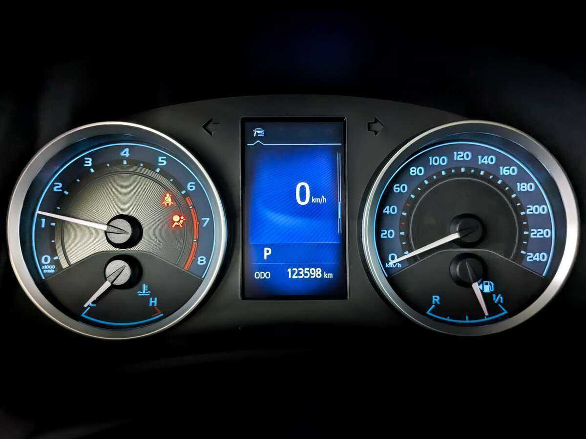 Toyota Corolla с пробегом — 2018 год. Фото: #11