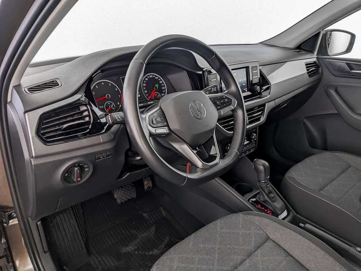 Volkswagen Polo с пробегом — 2021 год. Фото: #13