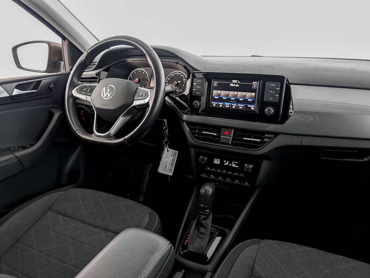 Volkswagen Polo с пробегом — 2021 год. Фото: #21