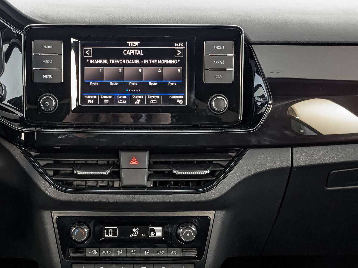 Volkswagen Polo с пробегом — 2021 год. Фото: #12