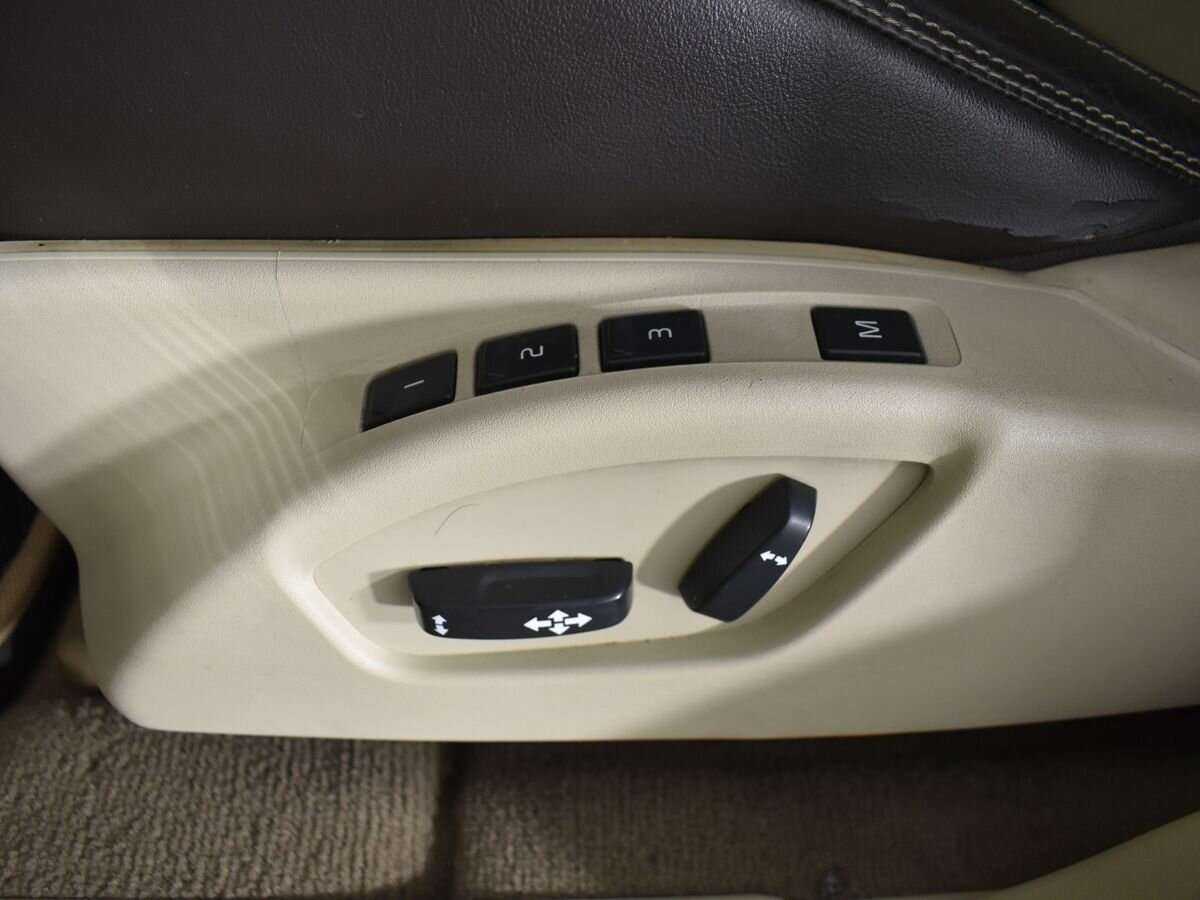 Volvo XC60 с пробегом — 2013 год. Фото: #11