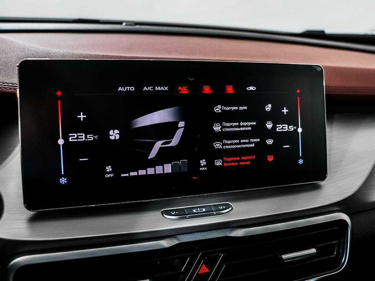 Geely Coolray с пробегом — 2021 год. Фото: #17