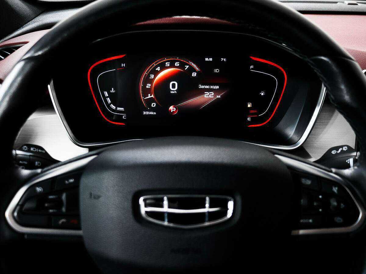 Geely Coolray с пробегом — 2021 год. Фото: #20