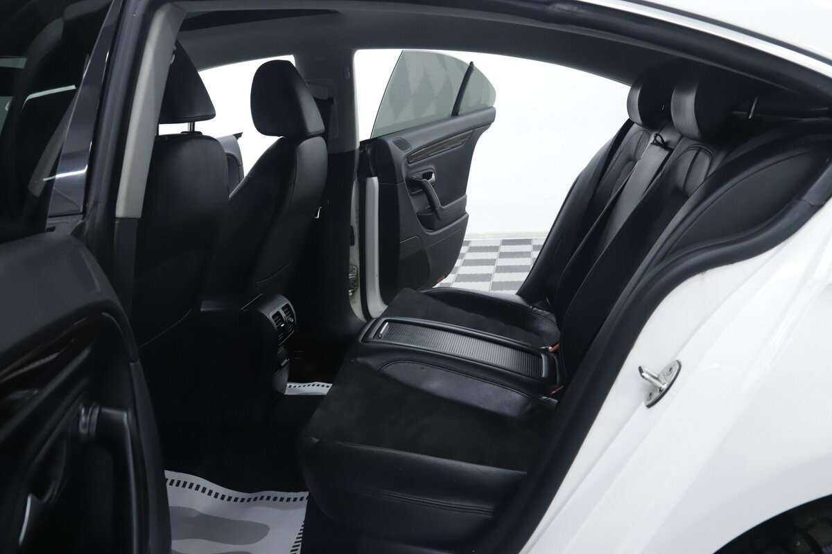 Volkswagen Passat CC с пробегом — 2012 год. Фото: #18