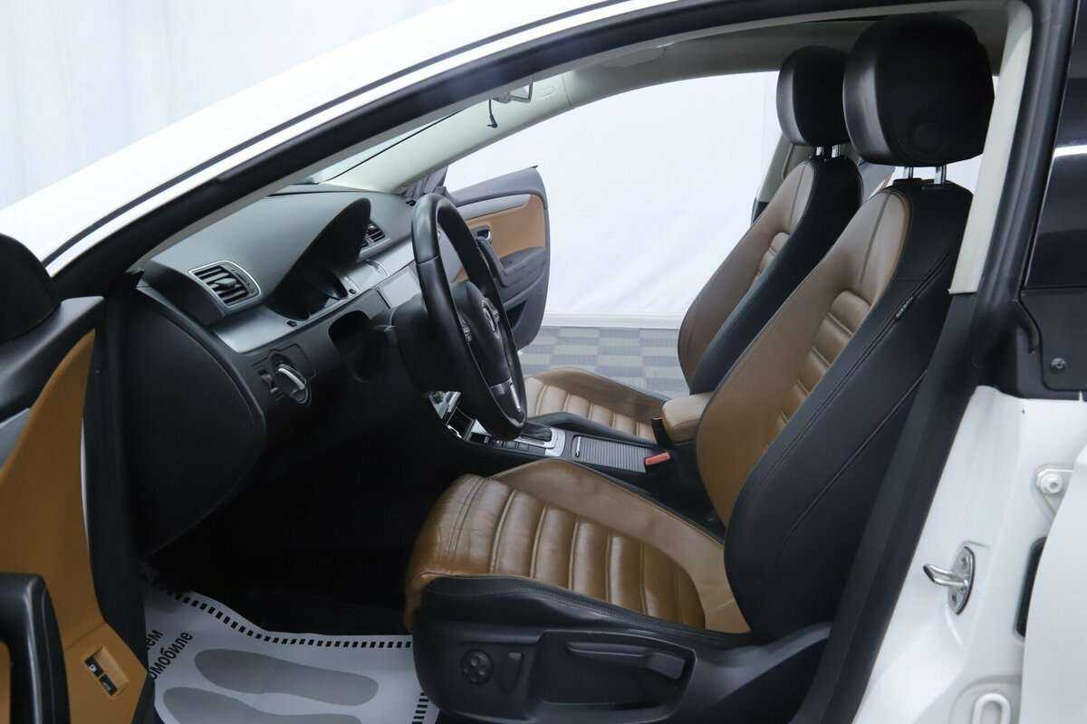 Volkswagen Passat CC с пробегом — 2013 год. Фото: #6