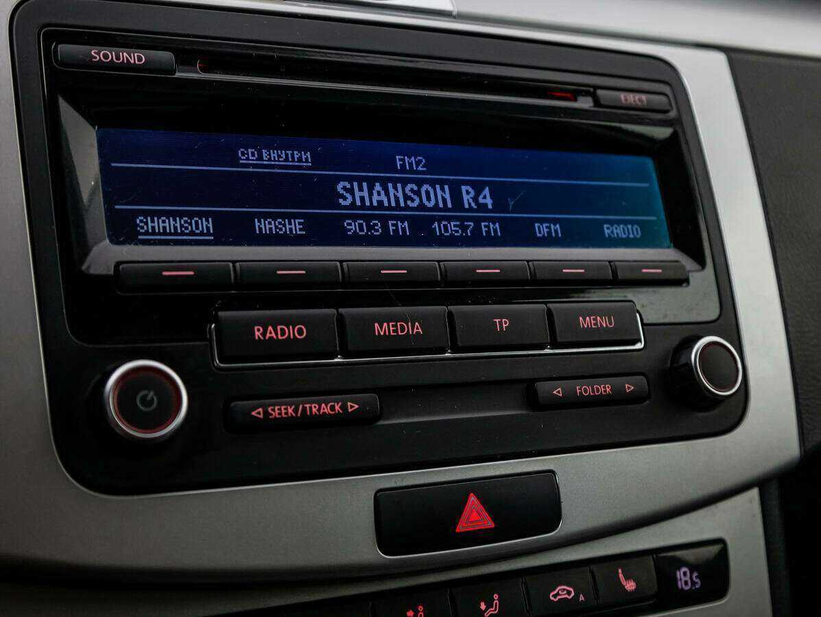 Volkswagen Passat с пробегом — 2013 год. Фото: #13