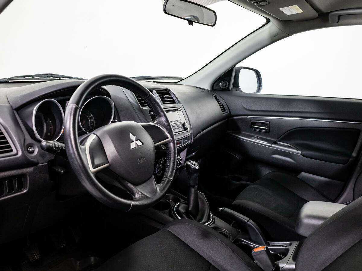 Mitsubishi ASX с пробегом — 2014 год. Фото: #9