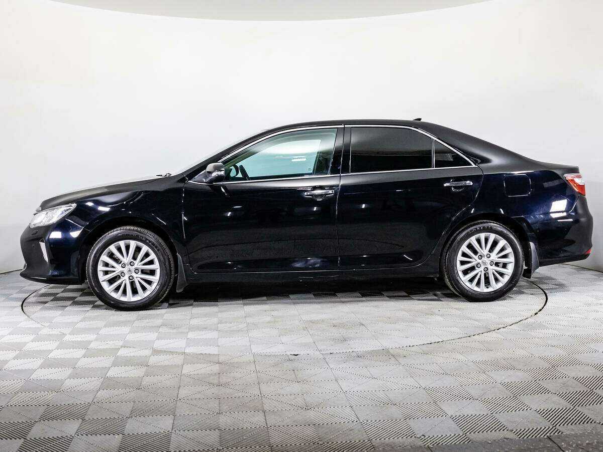 Toyota Camry с пробегом — 2015 год. Фото: #6