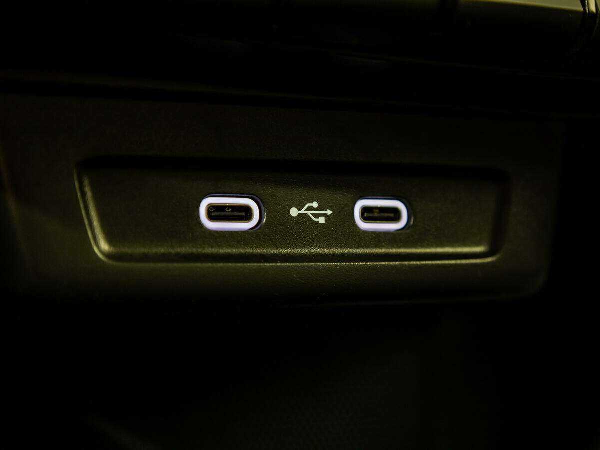 Volkswagen Polo с пробегом — 2020 год. Фото: #14