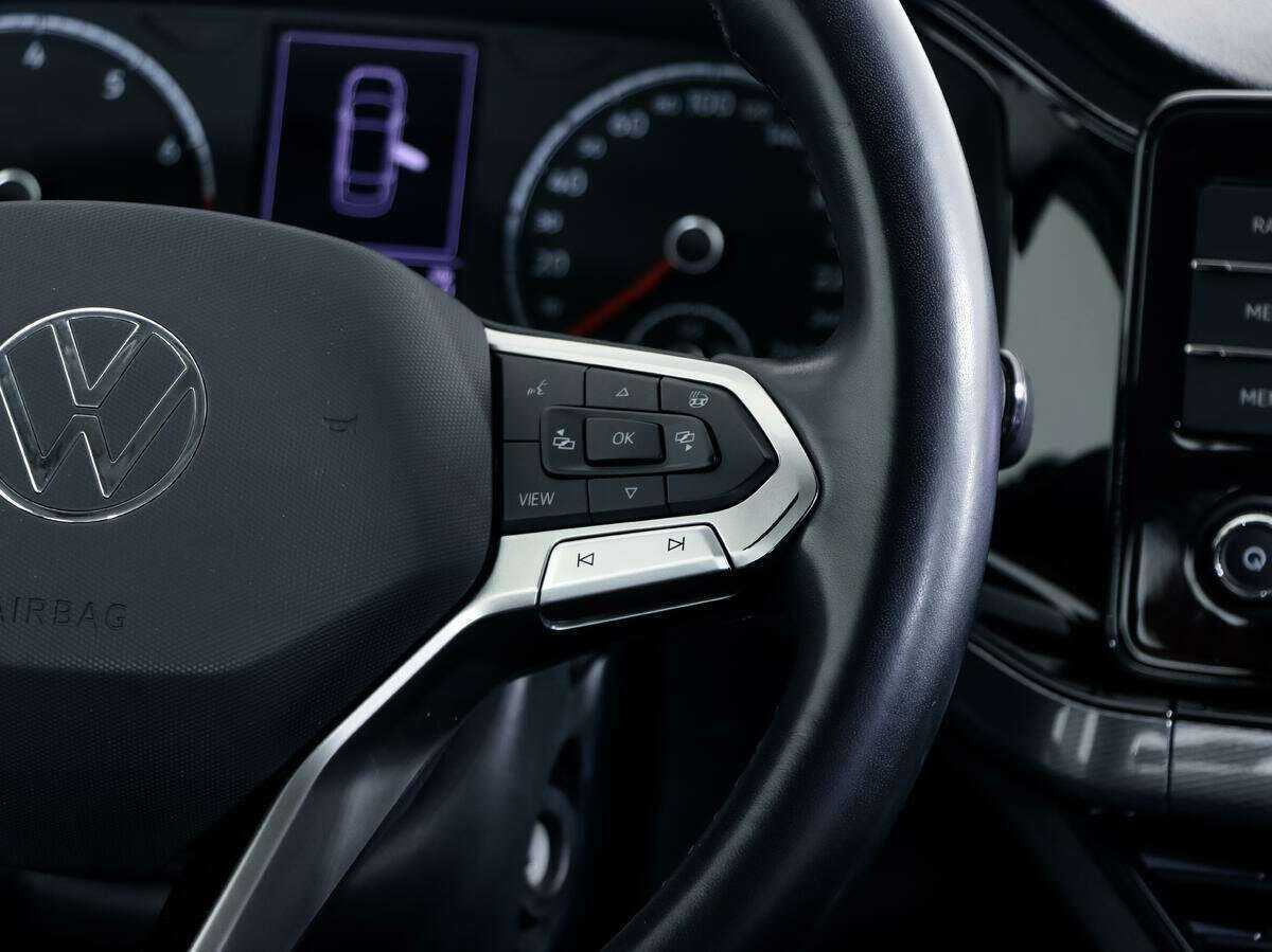 Volkswagen Polo с пробегом — 2022 год. Фото: #13