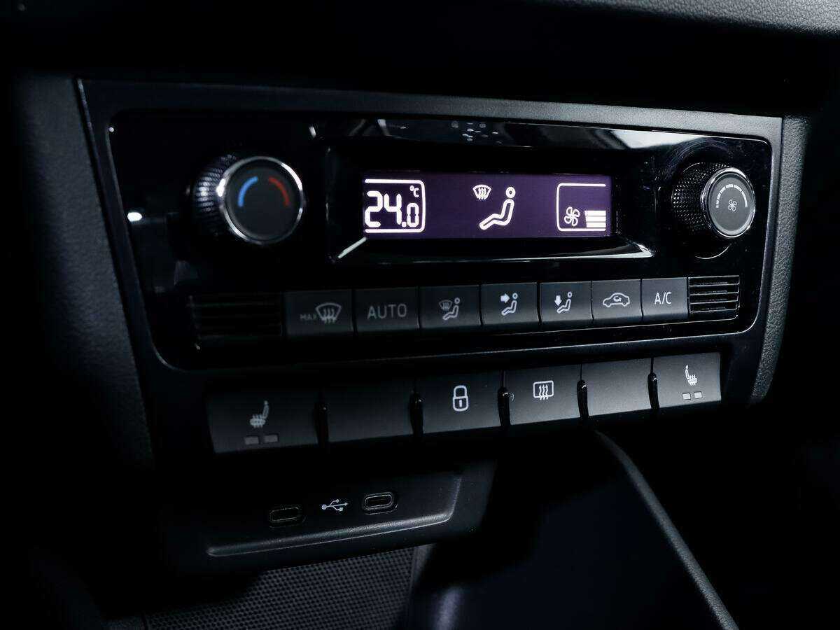 Volkswagen Polo с пробегом — 2022 год. Фото: #15